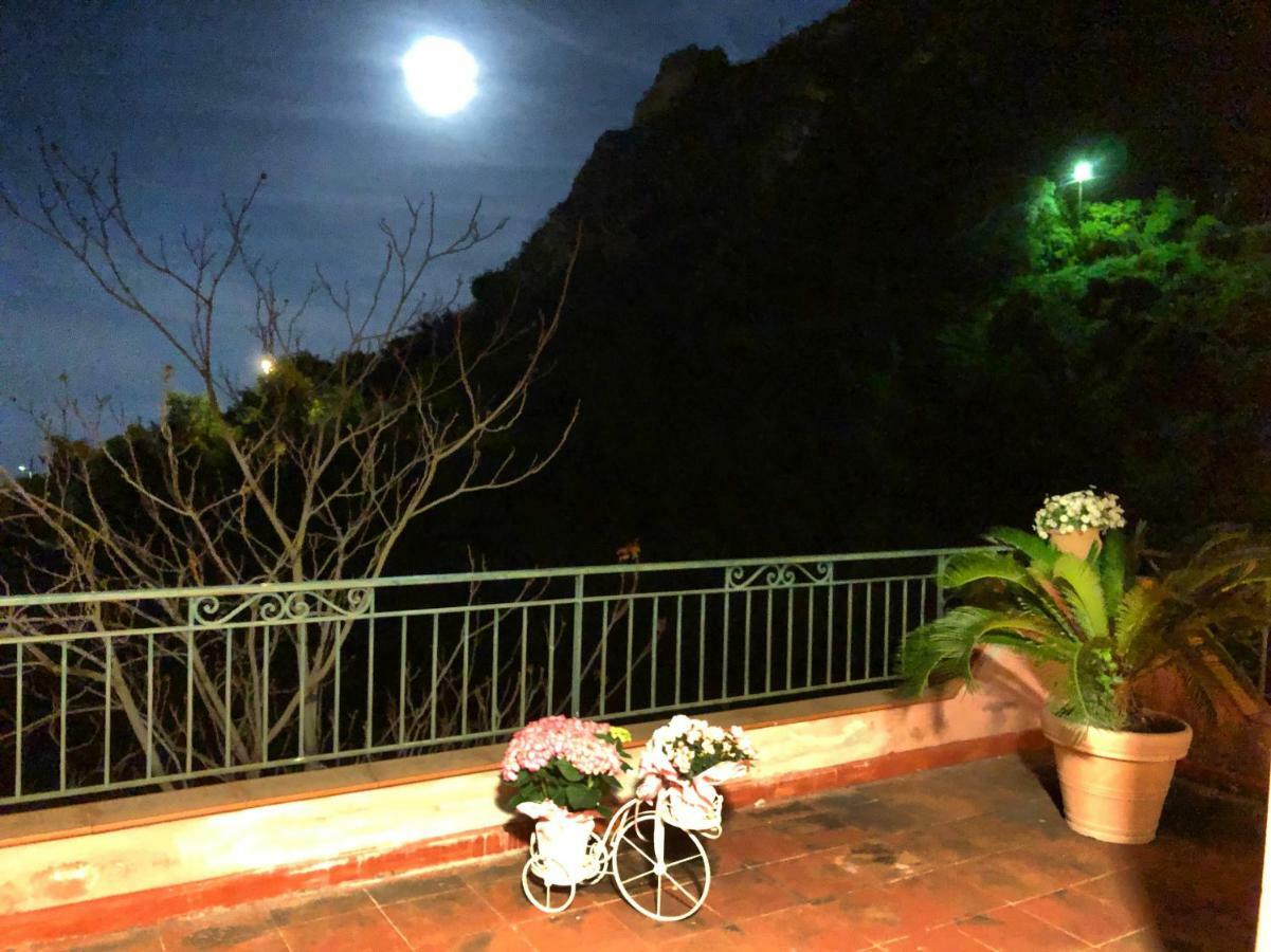 Villa Le Petit Paradis Taormina Exterior photo